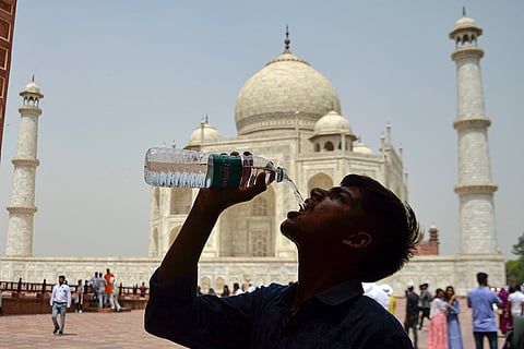 Weather: Hot Day in Agra